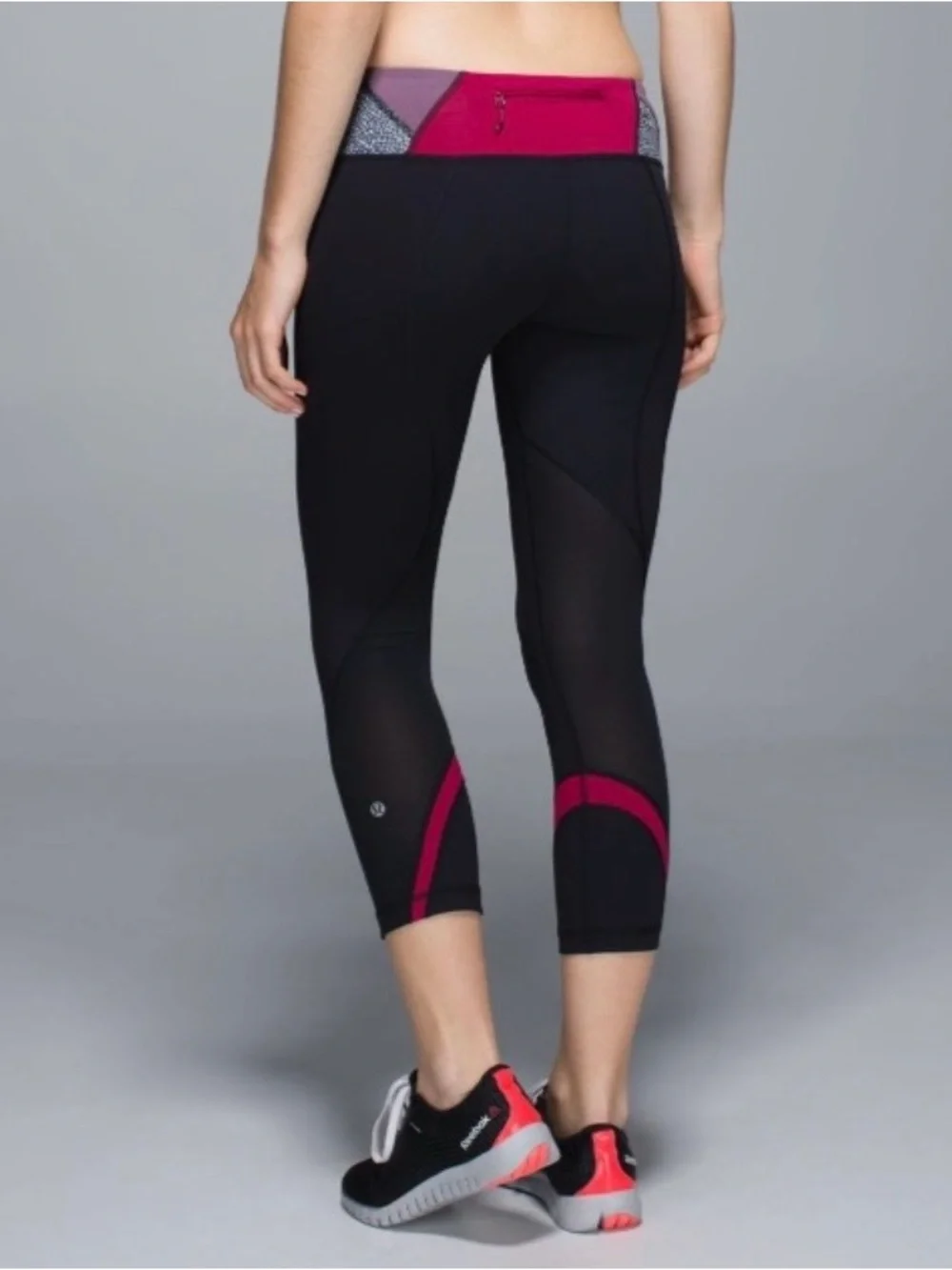 Lululemon Run: Inspire Crop ll 21” Fa14 Quilt 28 Bumble Berry Sz 6